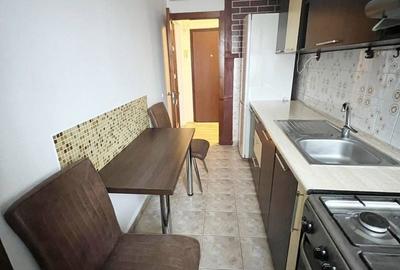 Apartament cu 2 camere decomandat în Ostroveni - 11