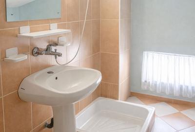 Casă cu 3 camere în Gara de Nord - 13