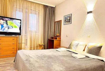 Apartament cu 2 camere decomandat în Universitate