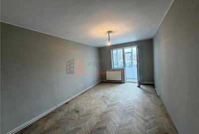 Apartament cu 3 camere decomandat în Micro 14 - 5