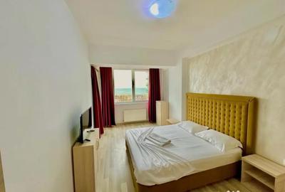 Apartament cu 3 camere decomandat în Central - 1