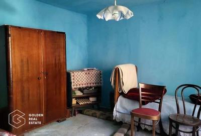 Casa cu 3 corpuri de cladire, localitatea Lipova - 1