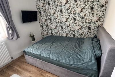 Apartament cu 4 camere decomandat în Centrul Civic - 2