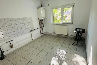 Vand apartament 2 camere - 5
