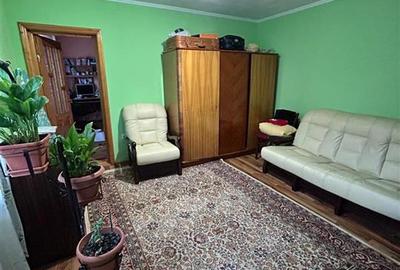 Casă cu 3 camere cu Teren 183 Mp în Central - 1