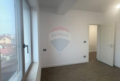 Apartament cu 3 camere în Central - 8