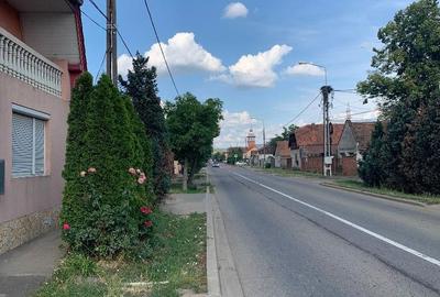 Spațiu comercial, de 35 mp, în Central - 8