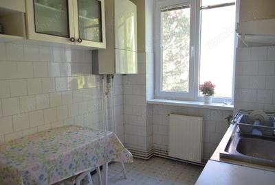 Apartament cu 2 camere decomandat în Predeal