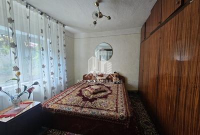 Casă  4 camere cu 2 intrări, garaj și teren 1751mp– Cobadin - 2