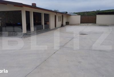 Casă cu 8 camere cu Teren 873 Mp în Tătărani - 2