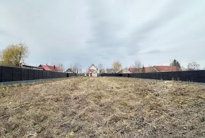 Curte Generoasa Zona Linistita - 5