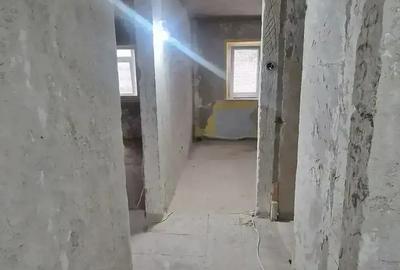 Proprietar vand apartament 3 camere - 5