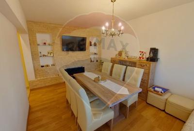 Apartament cu 4 camere decomandat, mobilat în Ultracentral - 2