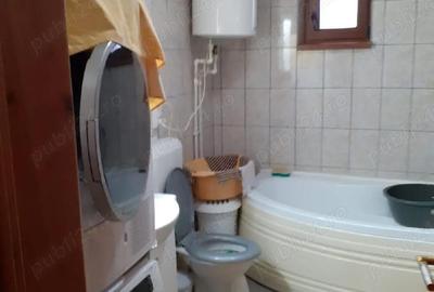 Casă cu 3 camere în Garoafa