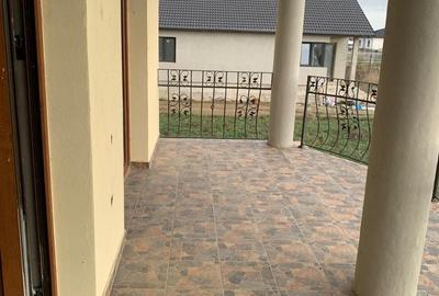 Casă cu 4 camere cu Teren 2300 Mp în Oșorhei - 8