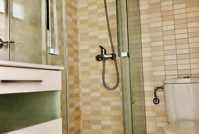 Garsonieră decomandată în Moșilor