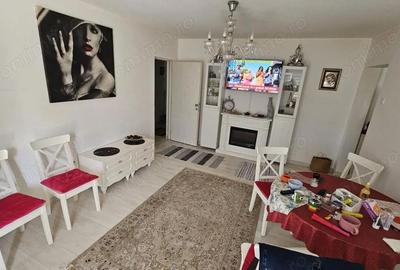 Apartament cu 3 camere semidecomandat în Nord - 11