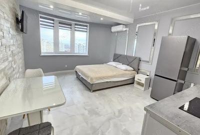 Garsonieră decomandată în Central