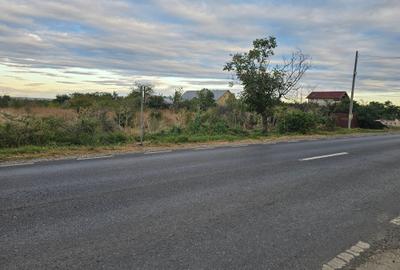 Teren Construcții extravilan de 3472 mp, în Vânători - 1