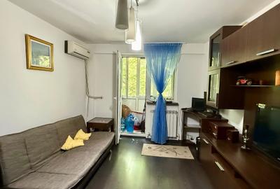 Apartament cu 2 camere decomandat în Theodor Pallady