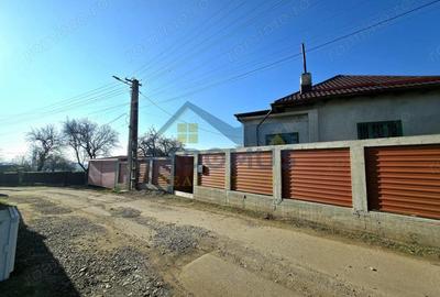 Casa Valea Calugareasca -Teren 1186 mp -Curte Amenajata - 69.900 - 9