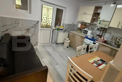 Apartament cu 3 camere decomandat, mobilat în Micro 11 - 2