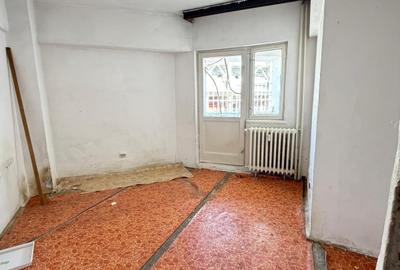 Apartament cu 3 camere decomandat în Giulești - 10