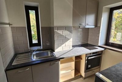 Apartament cu 2 camere semidecomandat în 1 Mai - 15