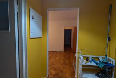 Apartament cu 2 camere semidecomandat în Dristor - 3