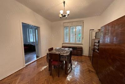 Casă cu Teren 1726 Mp în Central - 3