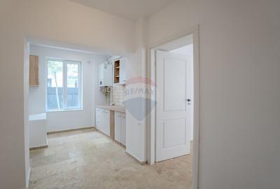 COMISION 0 | Birou modern si luminos la casa cu gradina p... - 2