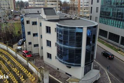 Spațiu comercial, de 1,100 mp, în Central - 15