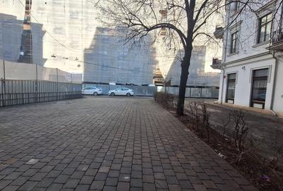 Apartament cu 3 camere semidecomandat în Centrul Istoric - 11