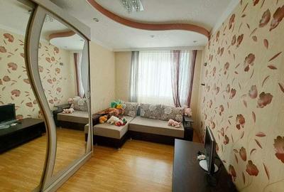 Ofer spre vanzare un apartament cu 2 camere zona Lujerului - 1