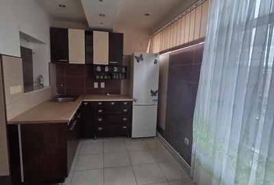 Garsonieră decomandată în Central - 2