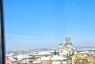 Apartament cu 4 camere decomandat în Central - 3