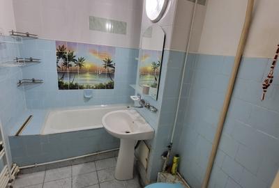 Apartament cu 2 camere decomandat în Piața Centrală - 5