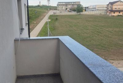 Apartament cu 2 camere decomandat în Popoveni
