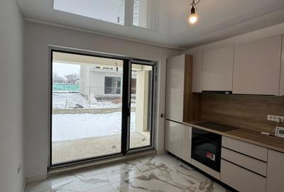 VILA  P+1 LA VANZARE - CARTIER REZIDENTIAL OVIDIU - VEDERE FRONTALA LAC - - 2