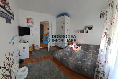 Apartament cu 3 camere decomandat în Babadag - 2
