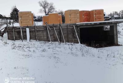 Teren de 1000 mp, în Cacica - 5