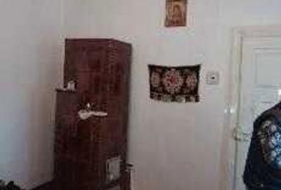 Casă cu 4 camere în Central - 6