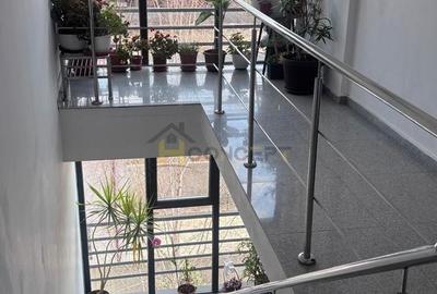 Apartament cu 2 camere, mobilat în Sud - 10