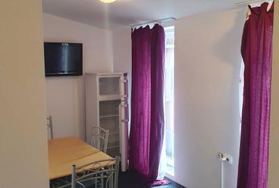 Apartament cu 2 camere semidecomandat în Dâmbovița - 2