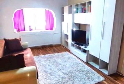 Apartament cu 2 camere decomandat, mobilat în Dacia