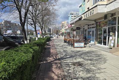 Spațiu comercial, de 135 mp, în Central - 2