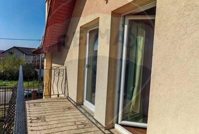 Casa / Vila cu 5 camere de vanzare - 13