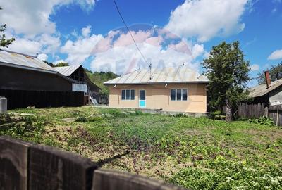 Casă individuală cu 2 camere cu Teren 555 Mp în Botești - 9