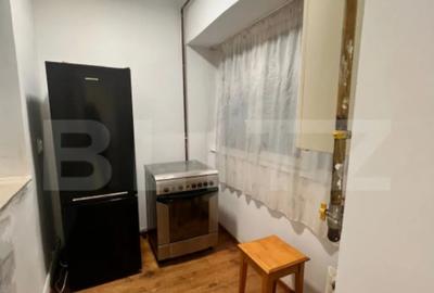 Apartament cu 4 camere decomandat în Central - 2