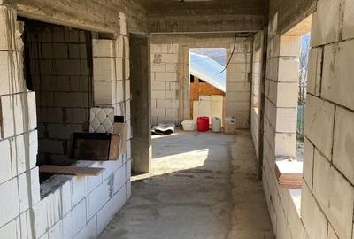 Casă cu 4 camere în Central - 5